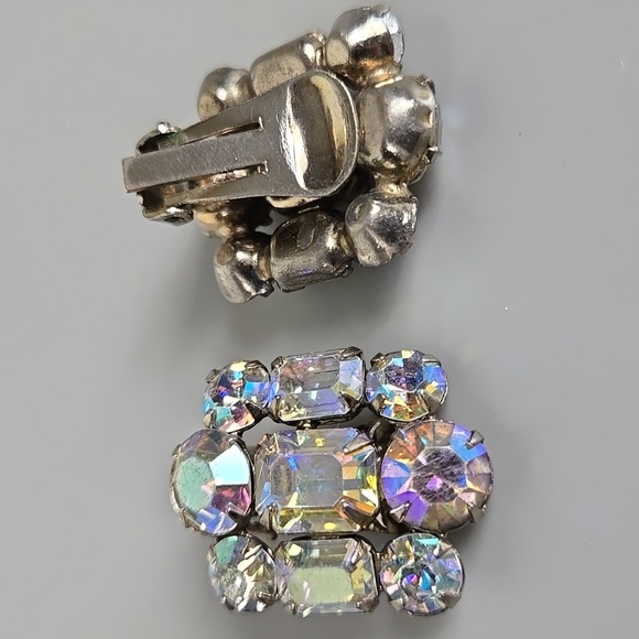 Vintage Crystal Aurora Borealis Clip On Earrings - Picture 9 of 16